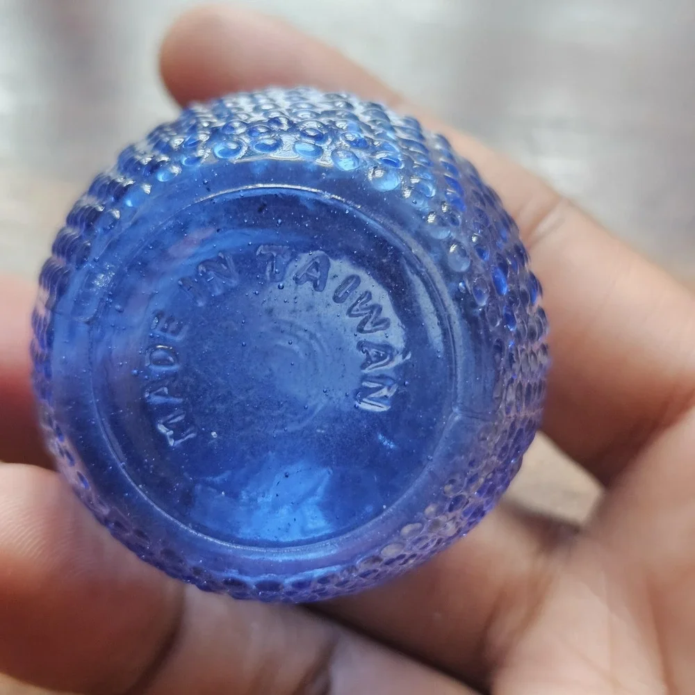Vintage Cobalt Blue Hobnail Bud Vase Made in Taiwan‎ Mini Shelf Decor